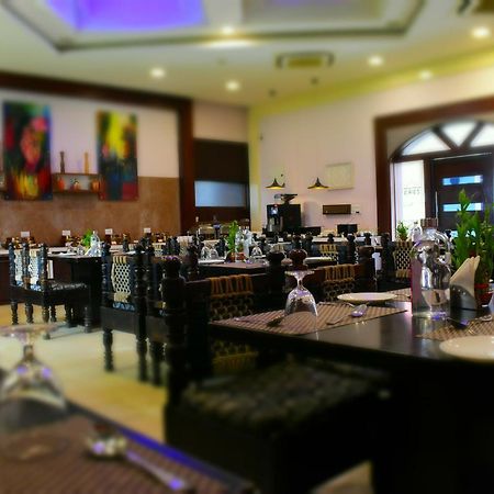 Regenta Resort Bhuj By Royal Orchid Hotels Limited Exterior photo