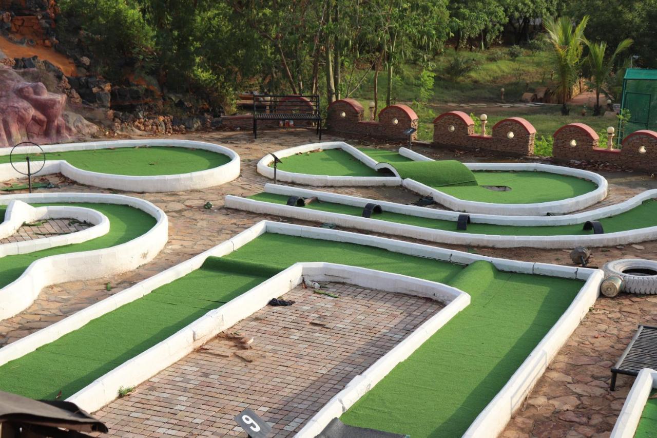 Regenta Resort Bhuj By Royal Orchid Hotels Limited Exterior photo