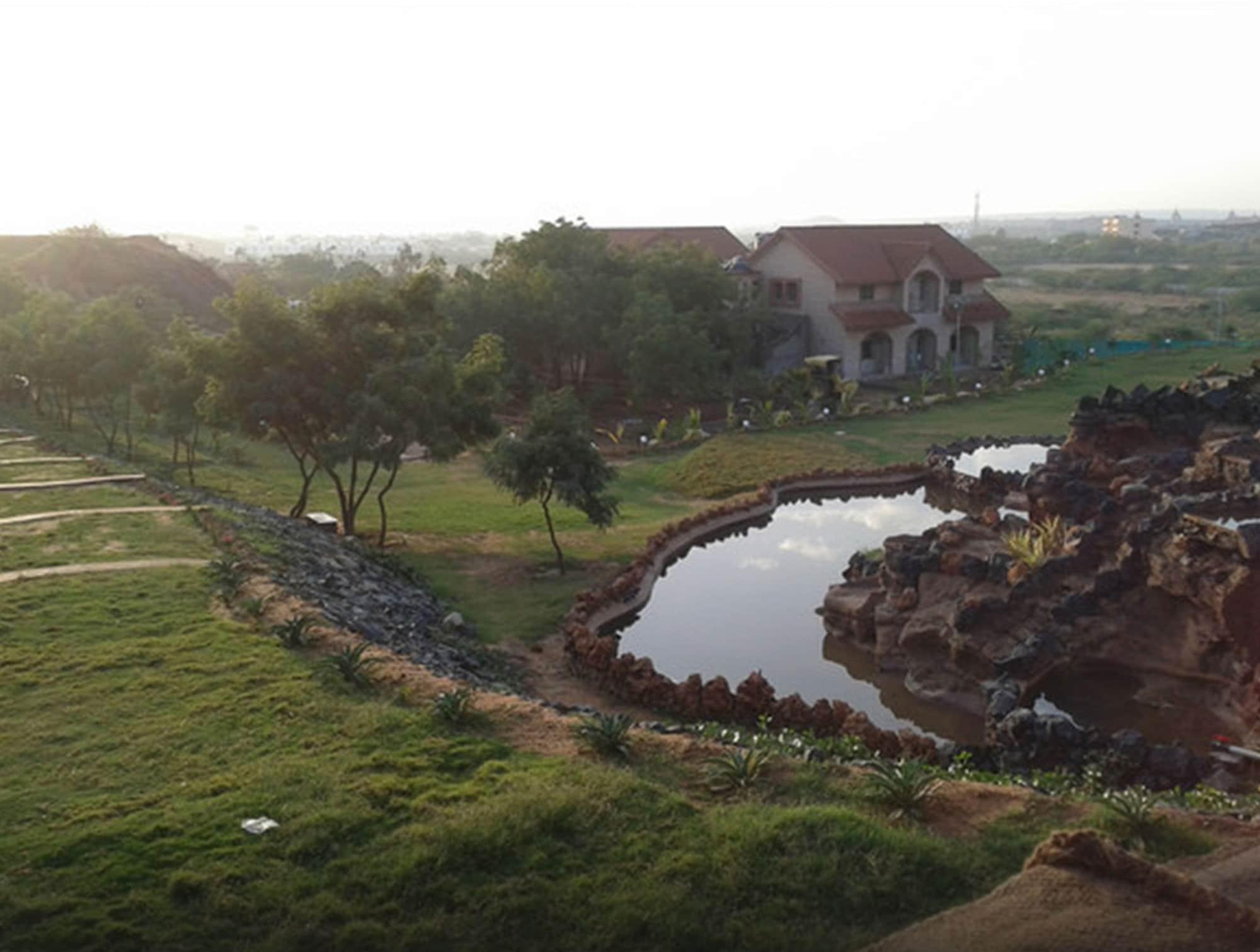 Regenta Resort Bhuj By Royal Orchid Hotels Limited Exterior photo