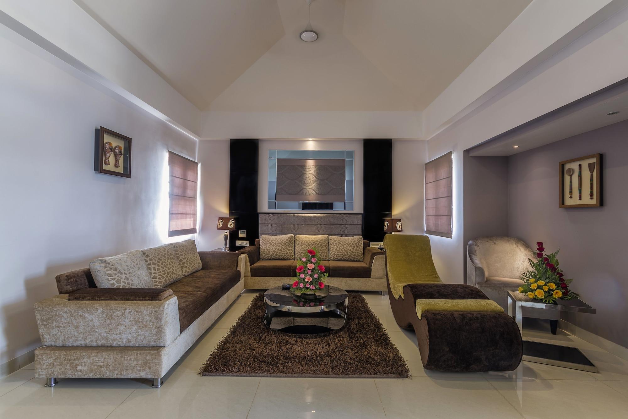 Regenta Resort Bhuj By Royal Orchid Hotels Limited Exterior photo