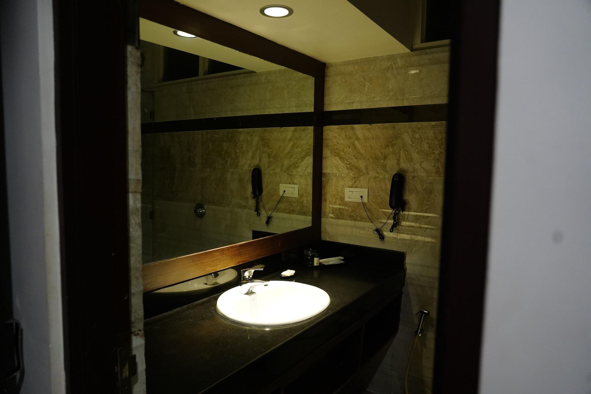 Regenta Resort Bhuj By Royal Orchid Hotels Limited Exterior photo