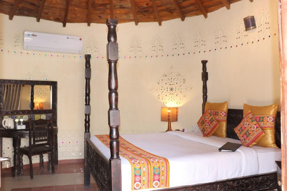 Regenta Resort Bhuj By Royal Orchid Hotels Limited Exterior photo