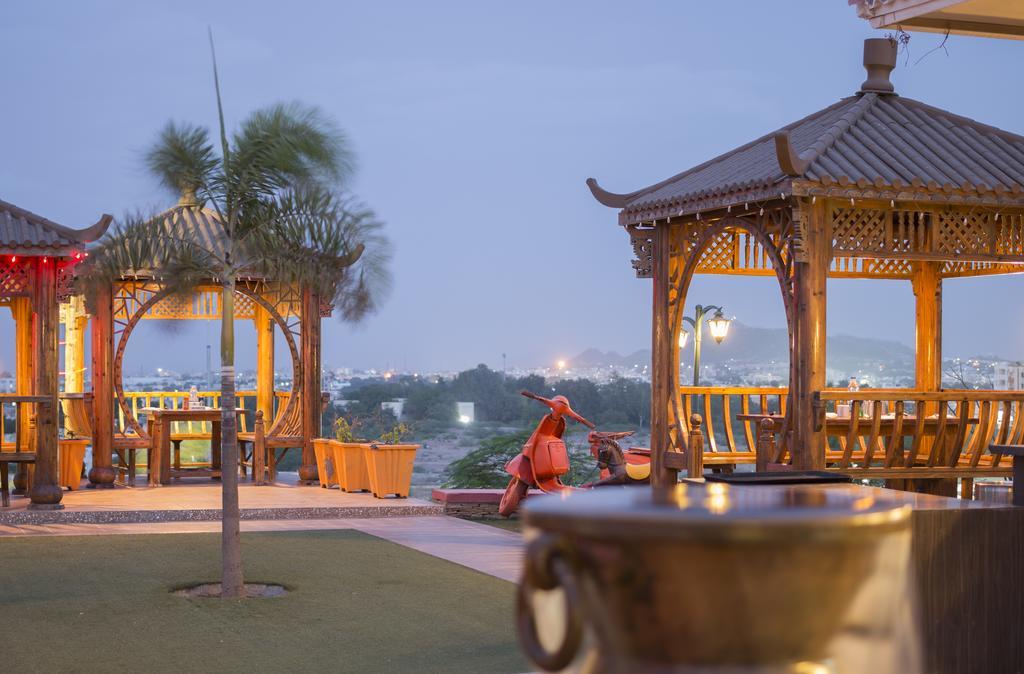 Regenta Resort Bhuj By Royal Orchid Hotels Limited Exterior photo